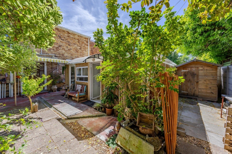 4 Bedroom Property for Sale in Kirstenhof Western Cape